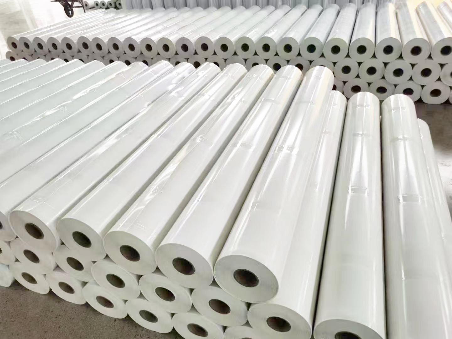 https://www.asphaltroofshingle.com/hdpe-impermeable-membrane.html